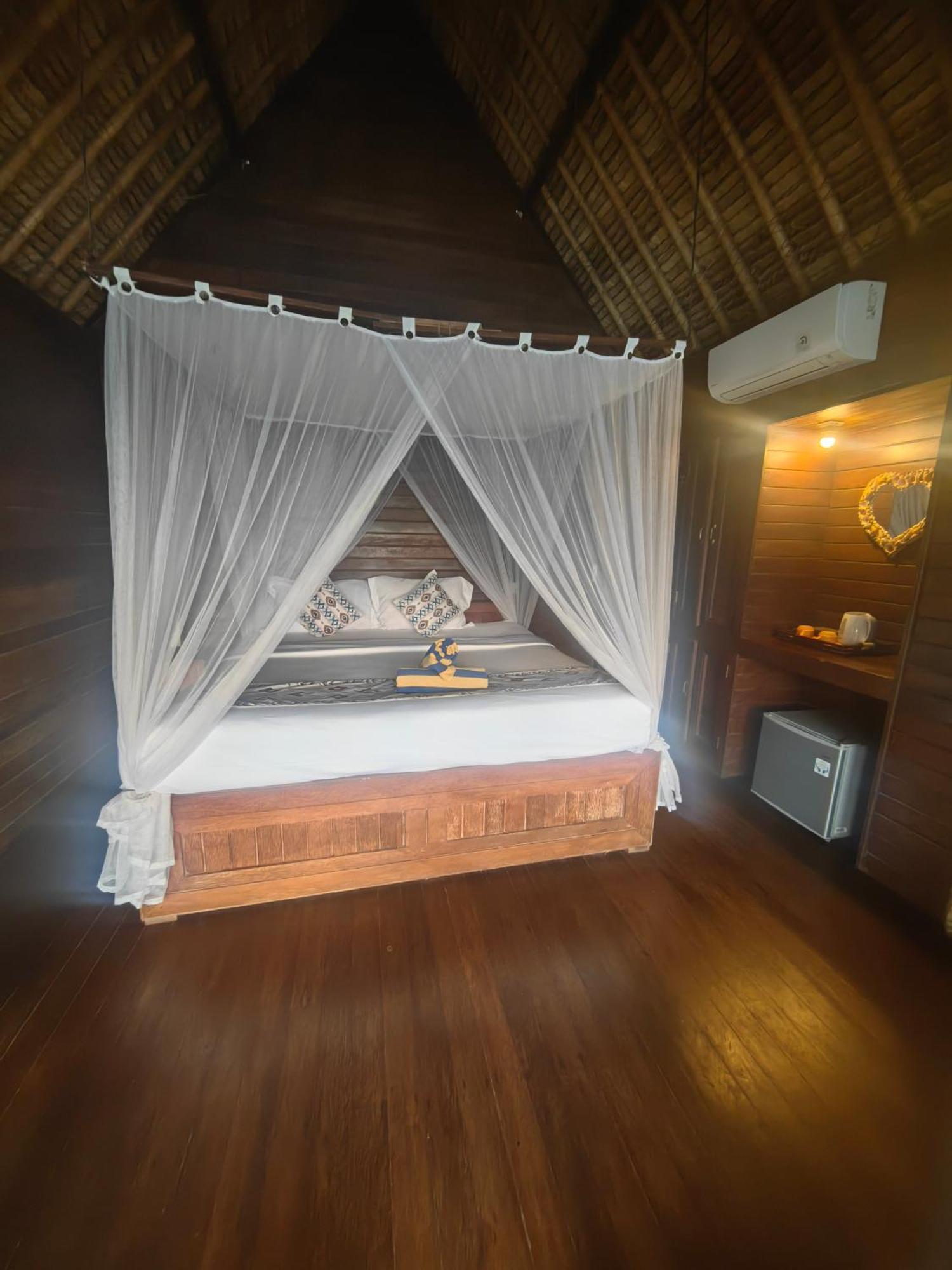 The Dafish Ceningan Hotel Ceningan Island Kültér fotó